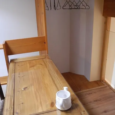 Cal Viola Apartment *